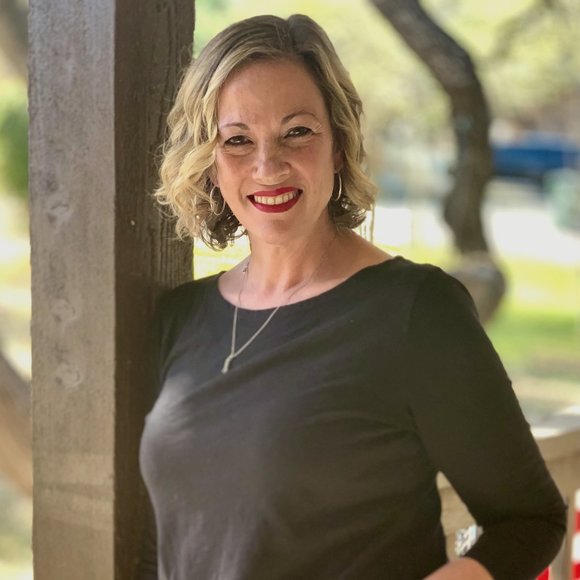 Meet your Posher, Jenny - Picture 1 of 1